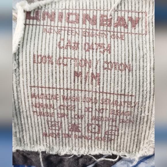 Men's Union Bay Button Down Shirt - Picture 3 of 3